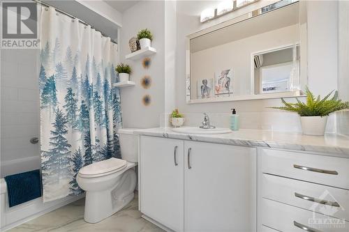 915 Elmsmere Road Unit#510, Ottawa, ON - Indoor Photo Showing Bathroom