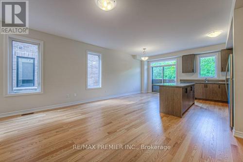 1352 Almonte Drive, Burlington (Tyandaga), ON - Indoor Photo Showing Other Room