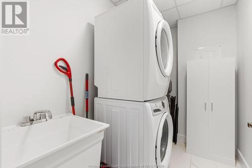 7887 Edgar Unit# 206, Windsor, ON - Indoor Photo Showing Laundry Room