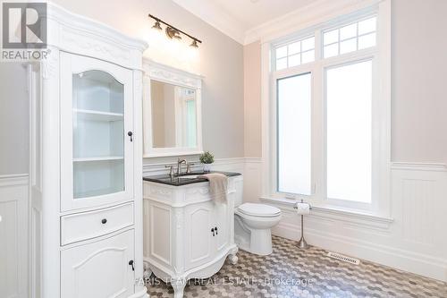 8698 Highway 12, Orillia, ON - Indoor Photo Showing Bathroom