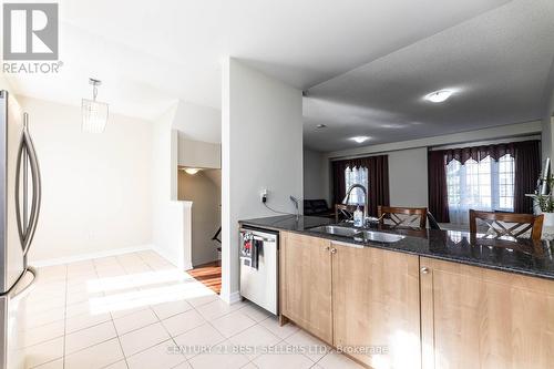 39 Pin Lane, Toronto (Guildwood), ON - Indoor Photo Showing Kitchen With Double Sink