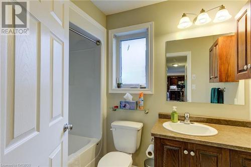 213 John Street S, Harriston, ON - Indoor Photo Showing Bathroom