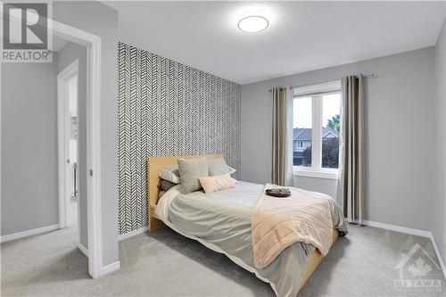 24 Meadowbreeze Drive, Ottawa, ON - Indoor Photo Showing Bedroom