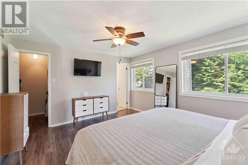 6927 Du Bois Avenue, Ottawa, ON - Indoor Photo Showing Bedroom