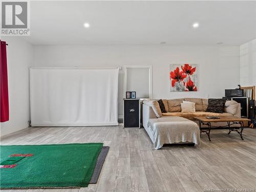 25 Alrose Lane, Bouctouche, NB - Indoor Photo Showing Living Room