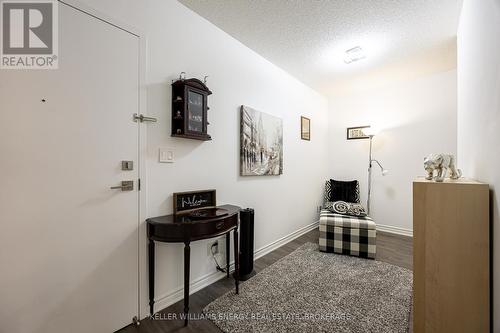 311 - 1 Falaise Road, Toronto, ON - Indoor Photo Showing Other Room