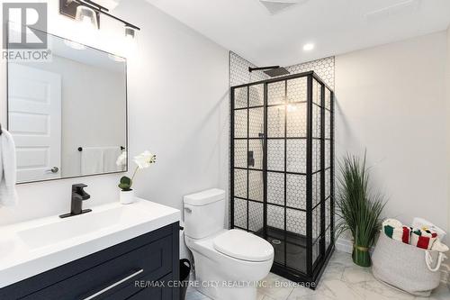 6709 Navin Crescent, London, ON - Indoor Photo Showing Bathroom