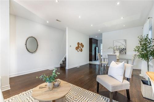 223 Burris Street, Hamilton, ON - Indoor Photo Showing Living Room