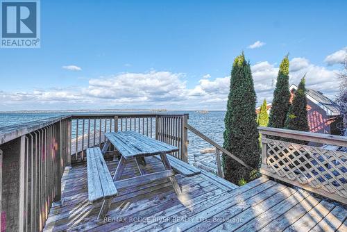 5482 Lakeshore Road, Hamilton Township, ON - Outdoor With Body Of Water