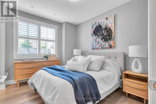 518 - 657 Cricklewood Drive, Mississauga, ON - Indoor Photo Showing Bedroom