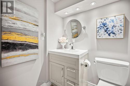 #407 - 1555 Finch Avenue E, Toronto, ON - Indoor Photo Showing Bathroom