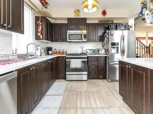 48 Allegra Dr, Wasaga Beach, ON - Indoor Photo Showing Kitchen With Stainless Steel Kitchen With Upgraded Kitchen