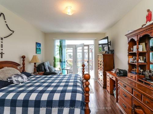 48 Allegra Dr, Wasaga Beach, ON - Indoor Photo Showing Bedroom