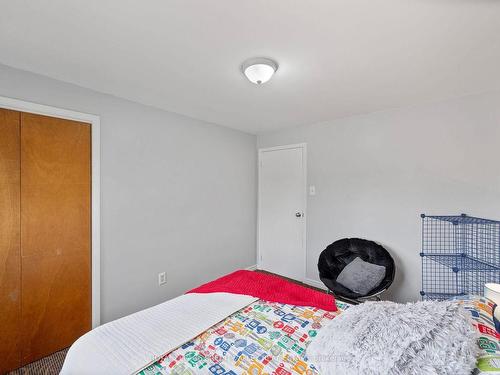 18 Terra Cotta Cres, Brampton, ON - Indoor Photo Showing Bedroom