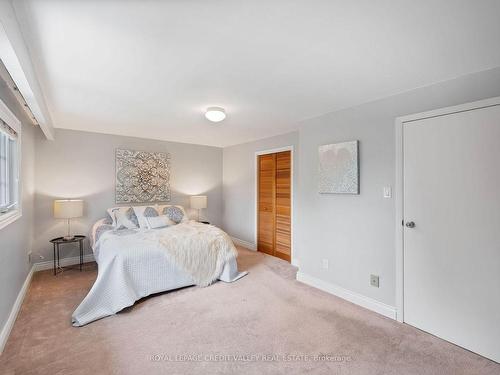 18 Terra Cotta Cres, Brampton, ON - Indoor Photo Showing Bedroom