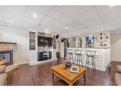 32 Parkview Pl, Brampton, ON - Indoor Photo Showing Living Room With Fireplace