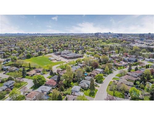 32 Parkview Pl, Brampton, ON - Outdoor With View