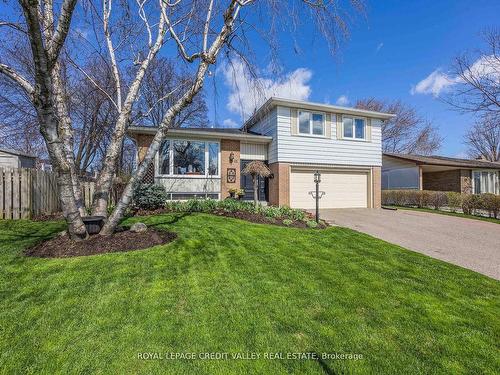 25 Caledon Cres, Brampton, ON - Outdoor With Facade