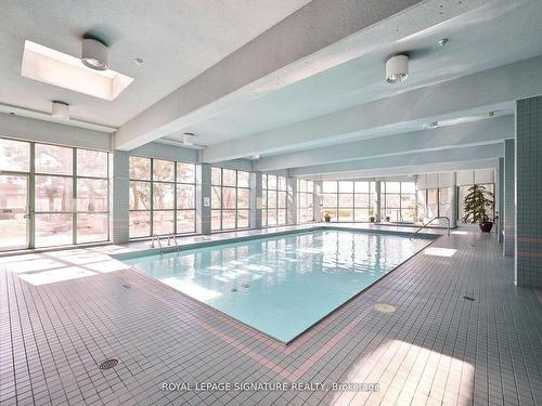 711-4460 Tucana Crt, Mississauga, ON - Indoor Photo Showing Other Room With In Ground Pool