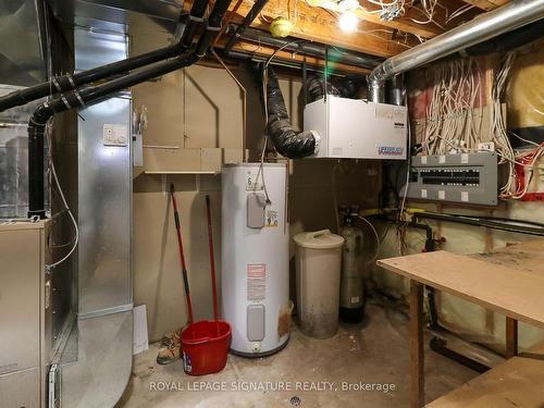 Lower-1463 River Rd, Wasaga Beach, ON - Indoor Photo Showing Basement