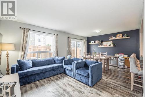 124 Summit Ridge Drive, Guelph (Grange Hill East), ON - Indoor Photo Showing Living Room