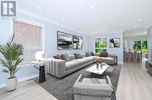 103 Gore Drive, Barrie, ON - Indoor Photo Showing Living Room