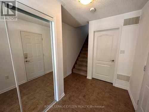 885 Jempson Path, Milton, ON - Indoor Photo Showing Other Room