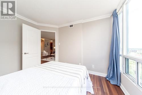 1905 - 115 Hillcrest Avenue, Mississauga, ON - Indoor Photo Showing Bedroom