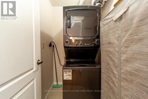 1905 - 115 Hillcrest Avenue, Mississauga, ON - Indoor Photo Showing Laundry Room