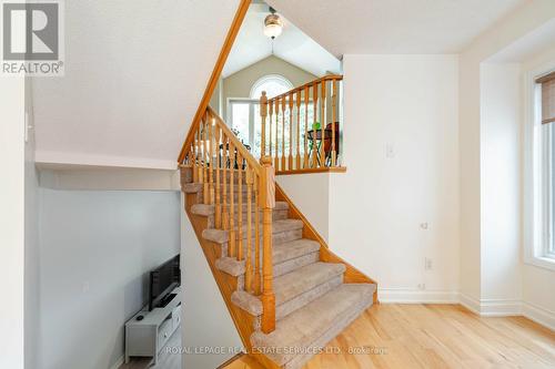 10 Harnesworth Crescent, Hamilton, ON - Indoor Photo Showing Other Room