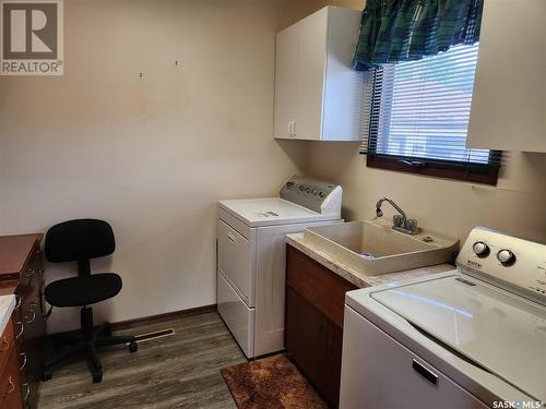 Leniuk Acreage, Nipawin Rm No. 487, SK - Indoor Photo Showing Laundry Room