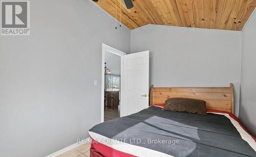 412 Haigs Reach Road, Trent Hills, ON - Indoor Photo Showing Bedroom