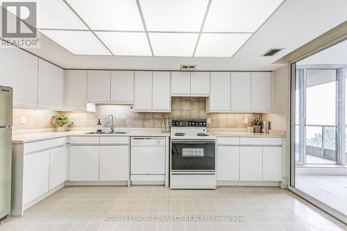 706 - 20 Guildwood Parkway, Toronto E08, ON - Indoor Photo Showing Kitchen