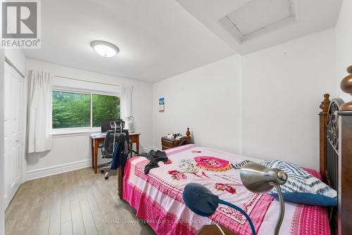 40 Larkfield Drive, Toronto, ON - Indoor Photo Showing Bedroom