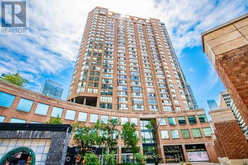 207A - 1033 Bay Street, Toronto, ON 