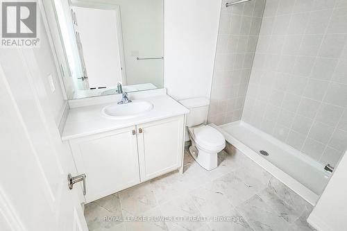 27 Lonsdale Road, Haldimand, ON - Indoor Photo Showing Bathroom