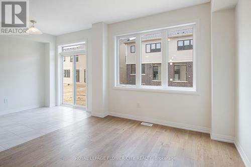 27 Lonsdale Road, Haldimand, ON - Indoor Photo Showing Other Room