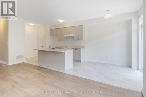 27 Lonsdale Road, Haldimand, ON - Indoor Photo Showing Kitchen