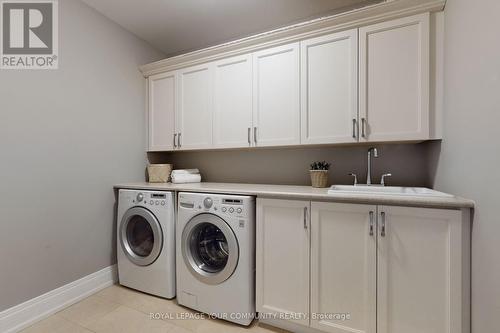 1810 Woodview Avenue, Pickering, ON - Indoor Photo Showing Laundry Room