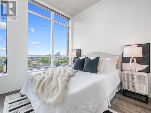 713 - 1808 St Clair Avenue W, Toronto, ON - Indoor Photo Showing Bedroom