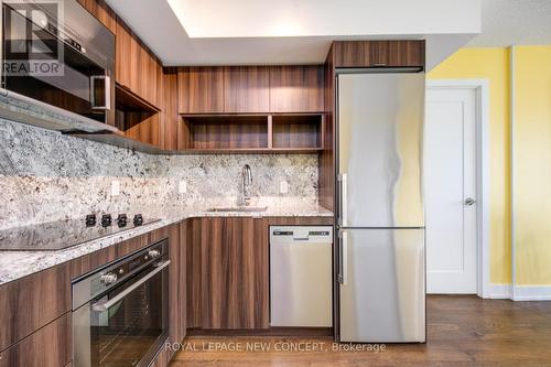 2801 - 7 Mabelle Avenue, Toronto (Islington-City Centre West), ON - Indoor Photo Showing Kitchen With Upgraded Kitchen