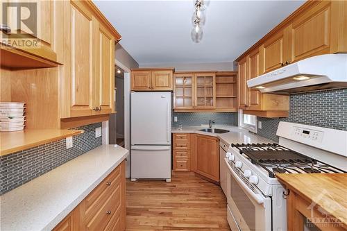 181 Crerar Avenue, Ottawa, ON - Indoor Photo Showing Kitchen