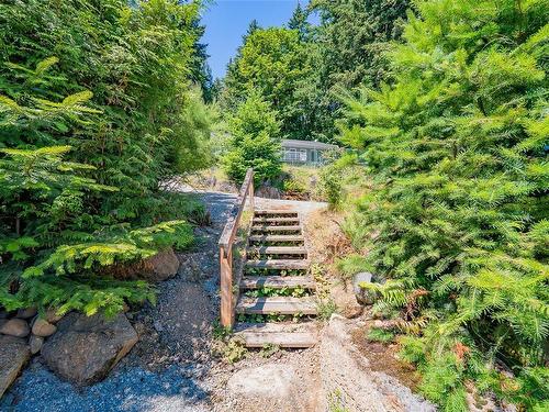 795/797/799 Dogwood Rd, Nanaimo, BC - Outdoor