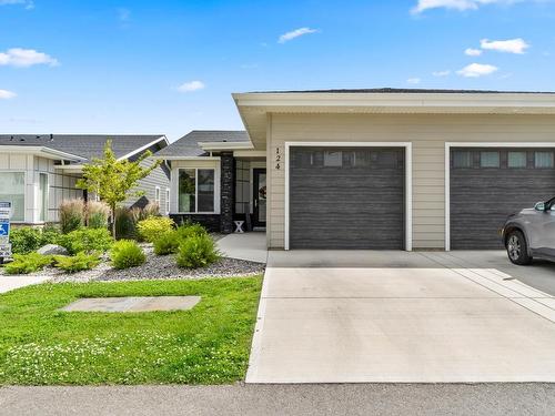 124-2045 Stagecoach Drive, Kamloops, BC - Outdoor With Facade