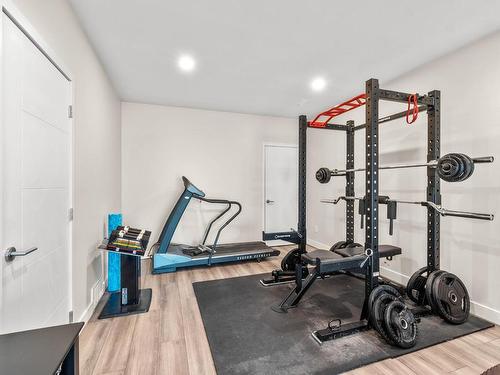 124-2045 Stagecoach Drive, Kamloops, BC - Indoor Photo Showing Gym Room