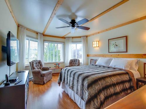 4994 Ian Ave, Port Alberni, BC - Indoor Photo Showing Bedroom