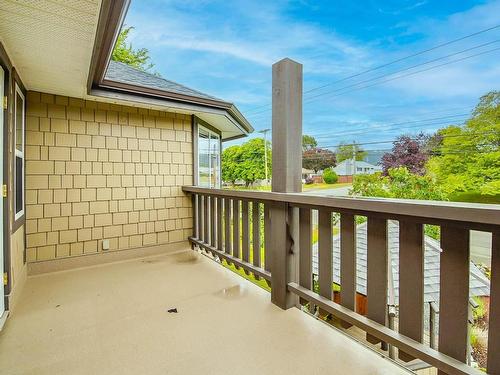 4994 Ian Ave, Port Alberni, BC - Outdoor With Balcony With Exterior