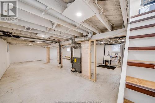 1060 Elm, Windsor, ON - Indoor Photo Showing Basement