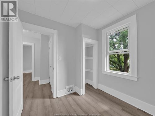 729 Campbell Avenue, Windsor, ON - Indoor Photo Showing Other Room