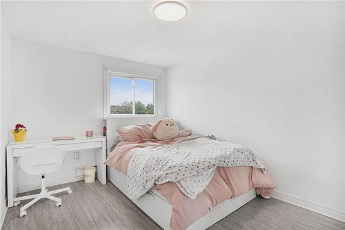 1250 Limeridge Road E|Unit #31, Hamilton, ON - Indoor Photo Showing Bedroom